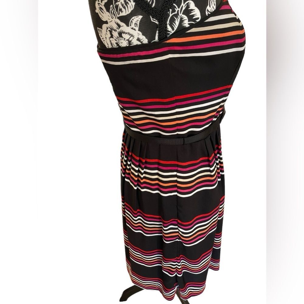 Chic Strapless White House Black Market Dress Size 6 - Picture 5 of 7